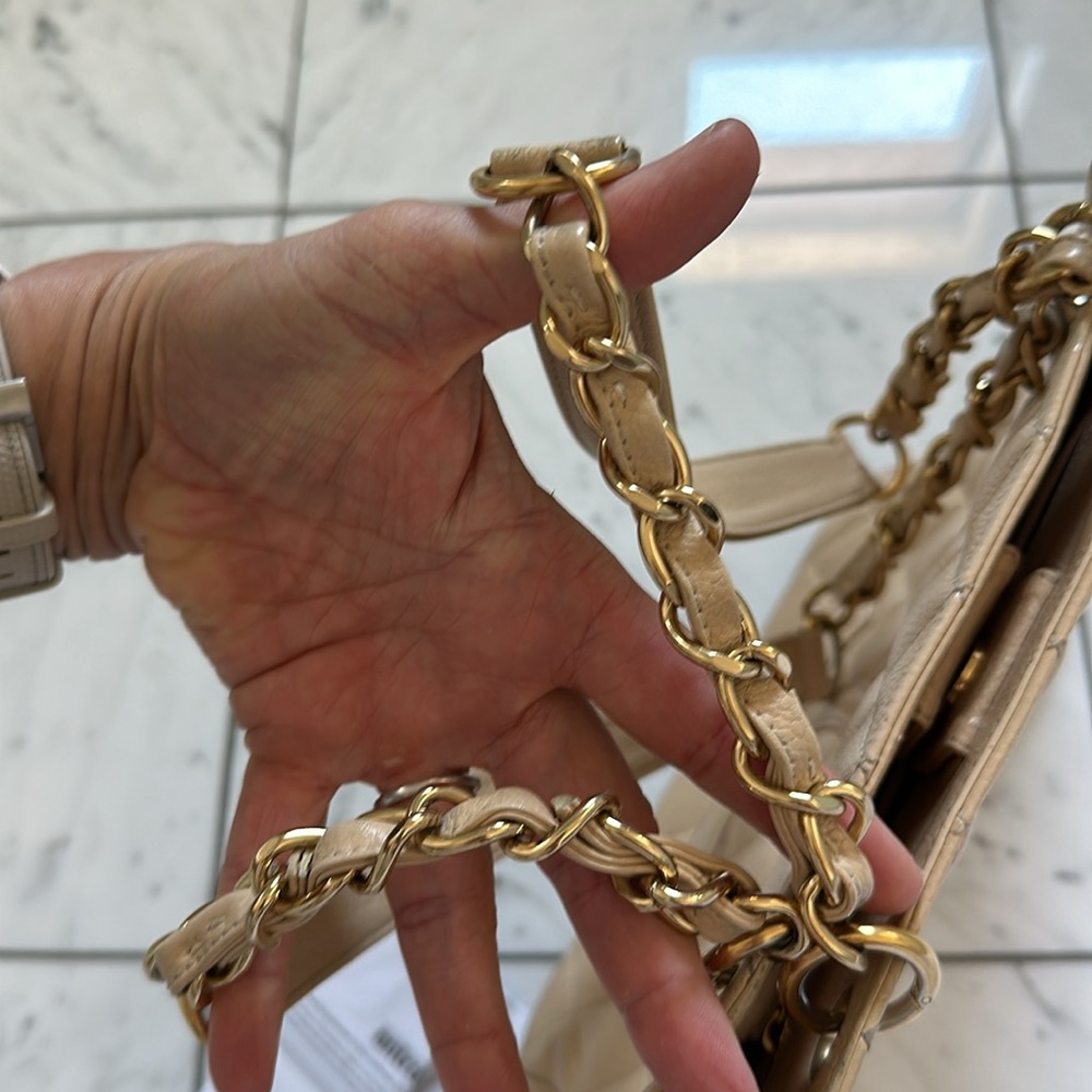 Chanel PST - Picture 7 of 16